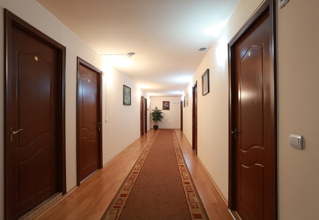 Acropolis Hotel Pazardsjik Eksteriør billede
